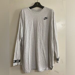 Nike tee over size xxl